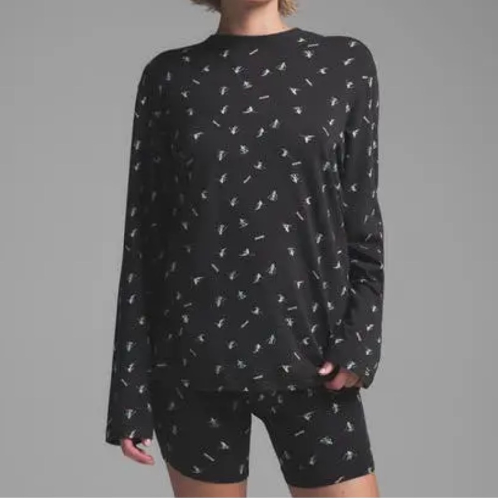 NWT Skims Long Sleeve T Shirt Sleep Pajama Size xxs (Ski Print)